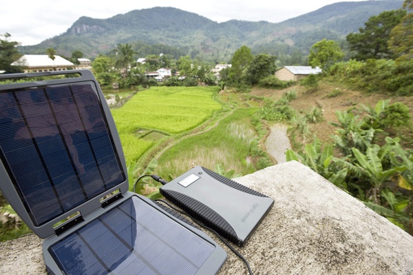 SolarGorilla & PowerGorilla Solar Laptop Charger